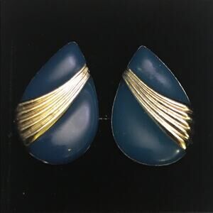 Vintage Teardrop Stud Earrings Cerulean Blue Gold